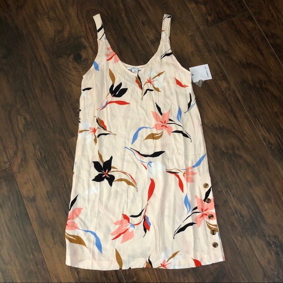 O’Neill Phan Floral Dress Vanilla Cream - Picture 3 of 7